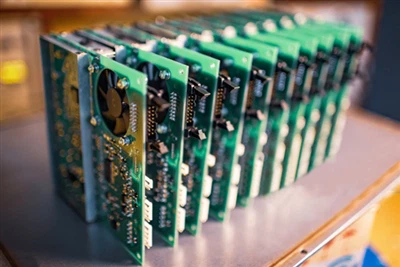 In which industries and application scenarios are servo driver boards suitable?